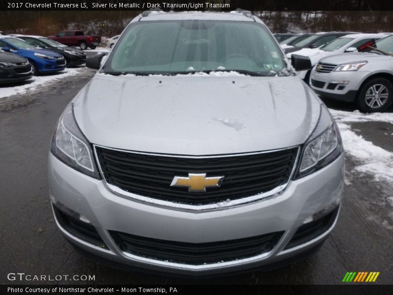 Silver Ice Metallic / Dark Titanium/Light Titanium 2017 Chevrolet Traverse LS