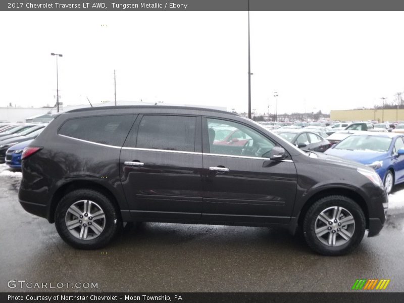 Tungsten Metallic / Ebony 2017 Chevrolet Traverse LT AWD