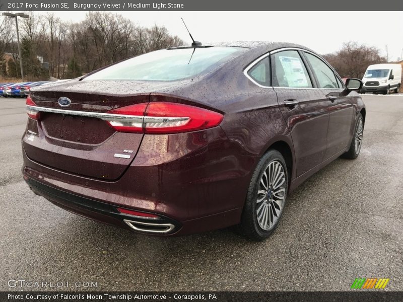 Burgundy Velvet / Medium Light Stone 2017 Ford Fusion SE