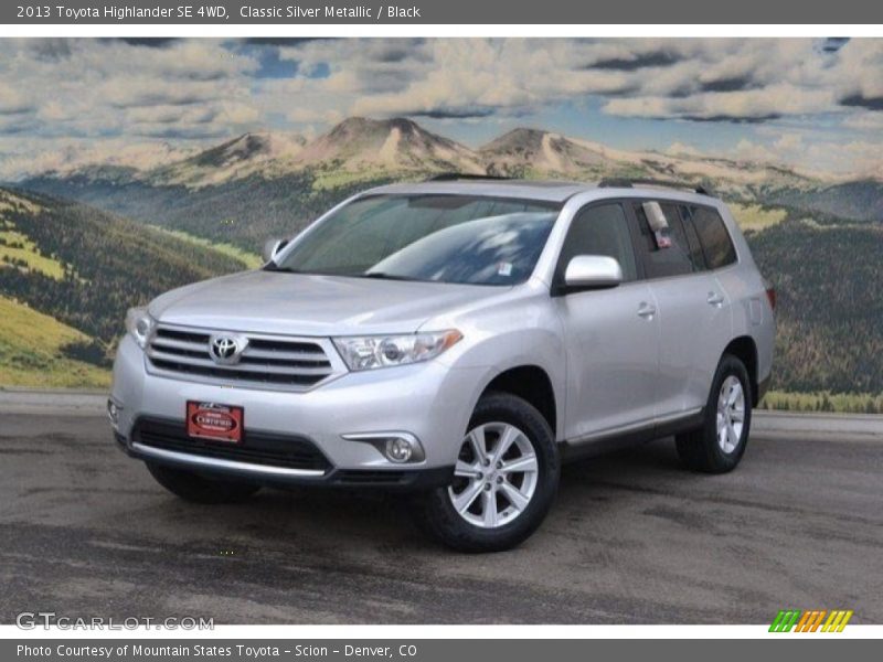 Classic Silver Metallic / Black 2013 Toyota Highlander SE 4WD