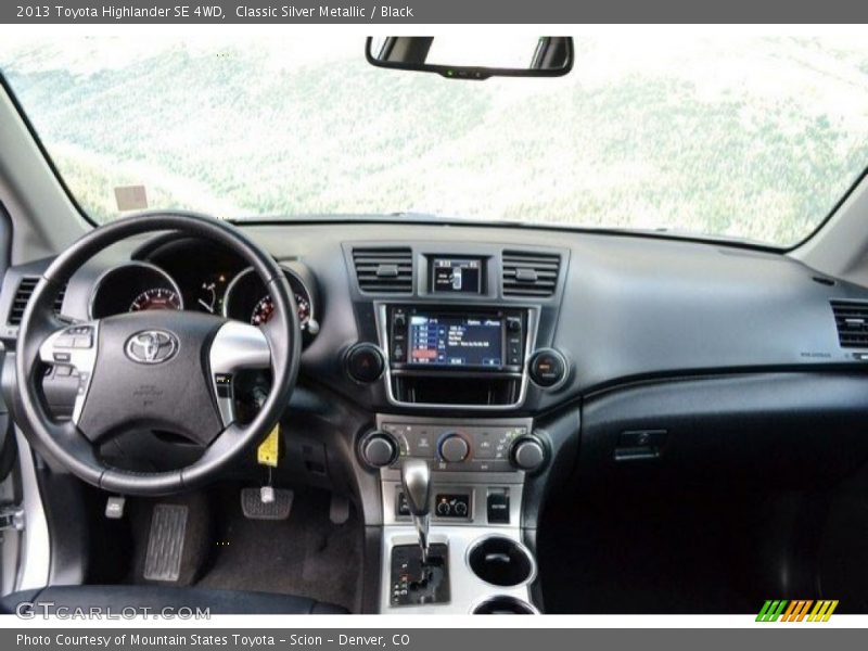 Classic Silver Metallic / Black 2013 Toyota Highlander SE 4WD