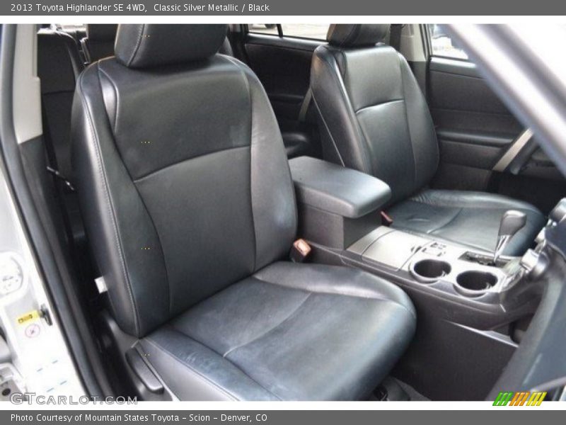 Classic Silver Metallic / Black 2013 Toyota Highlander SE 4WD