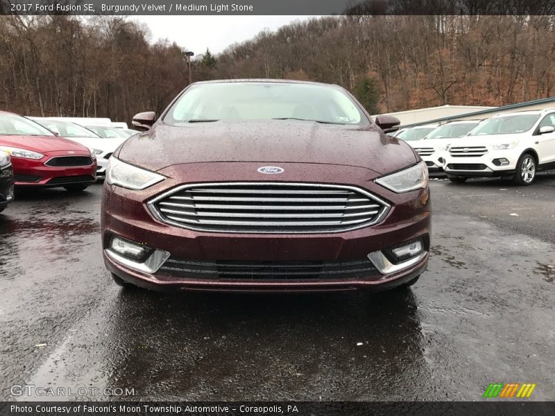 Burgundy Velvet / Medium Light Stone 2017 Ford Fusion SE