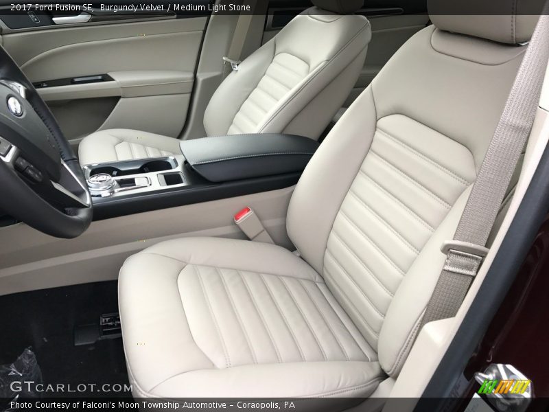 Burgundy Velvet / Medium Light Stone 2017 Ford Fusion SE