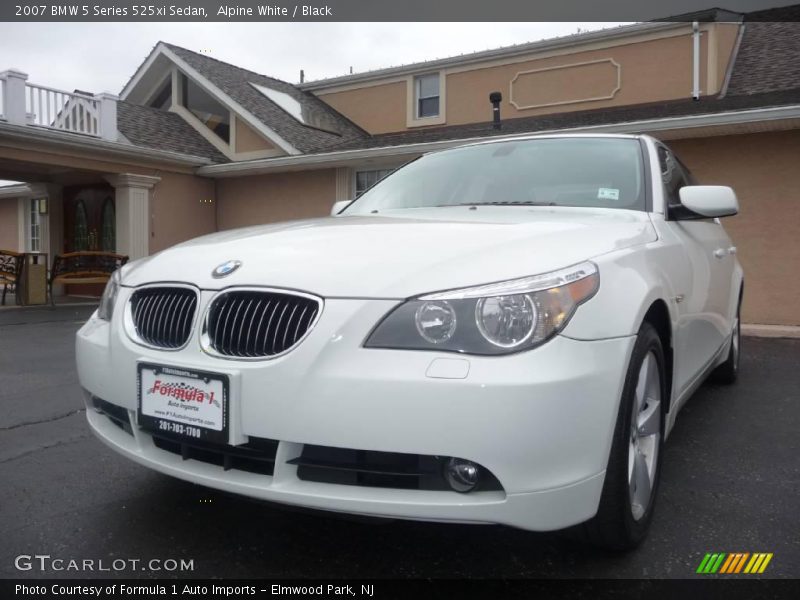 Alpine White / Black 2007 BMW 5 Series 525xi Sedan