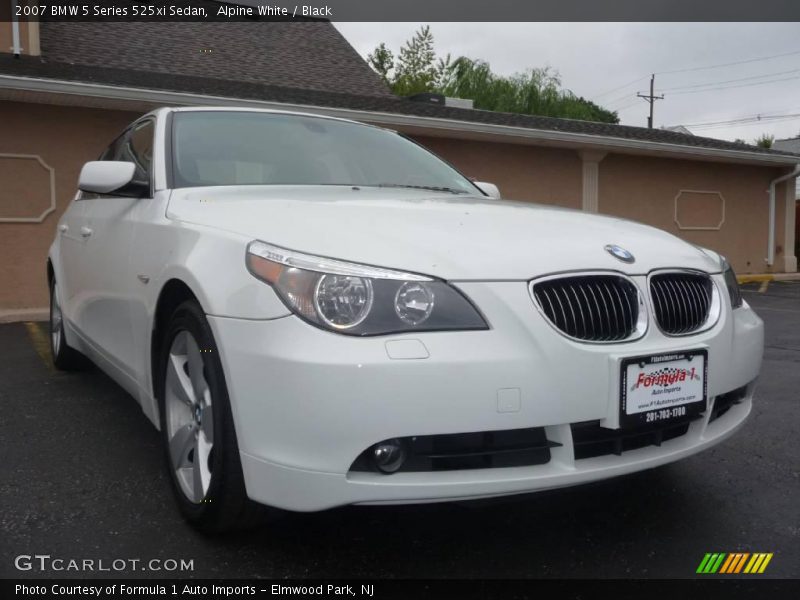 Alpine White / Black 2007 BMW 5 Series 525xi Sedan