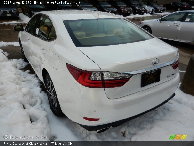 Eminent White Pearl / Parchment 2017 Lexus ES 350