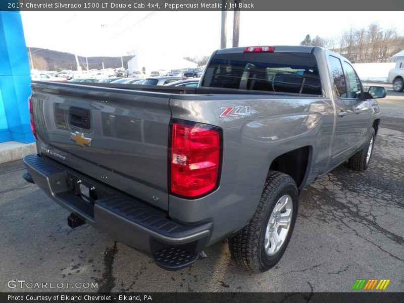 Pepperdust Metallic / Jet Black 2017 Chevrolet Silverado 1500 LT Double Cab 4x4