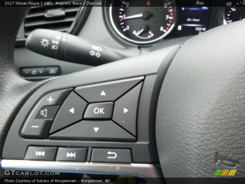 Magnetic Black / Charcoal 2017 Nissan Rogue S AWD