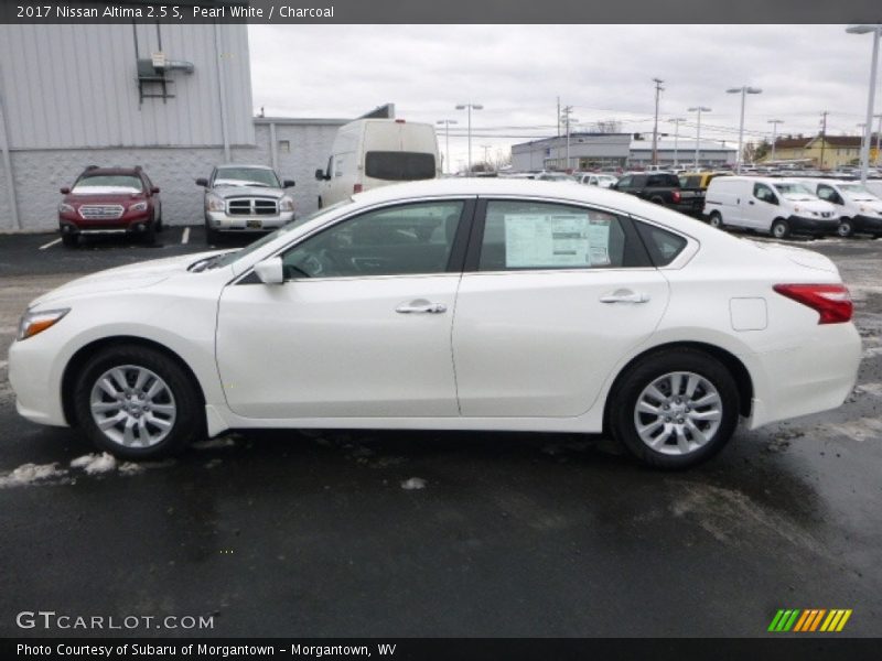 Pearl White / Charcoal 2017 Nissan Altima 2.5 S