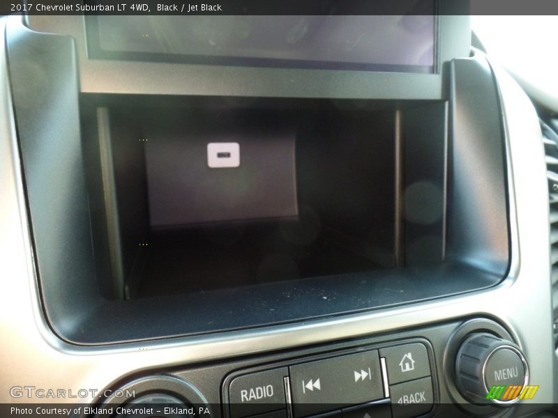 Black / Jet Black 2017 Chevrolet Suburban LT 4WD