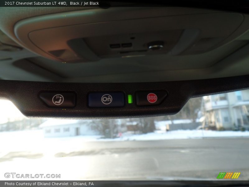 Black / Jet Black 2017 Chevrolet Suburban LT 4WD