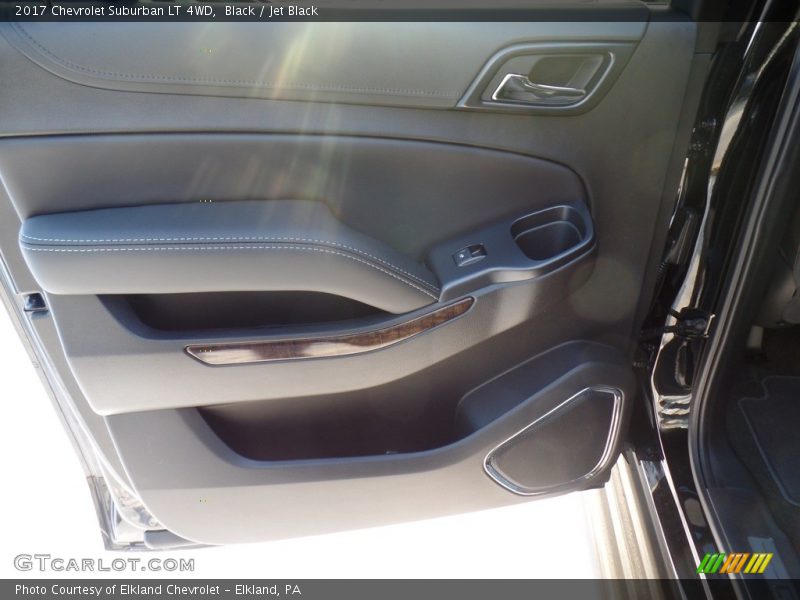 Black / Jet Black 2017 Chevrolet Suburban LT 4WD