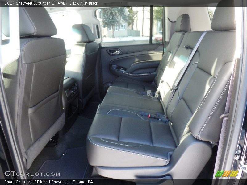 Black / Jet Black 2017 Chevrolet Suburban LT 4WD