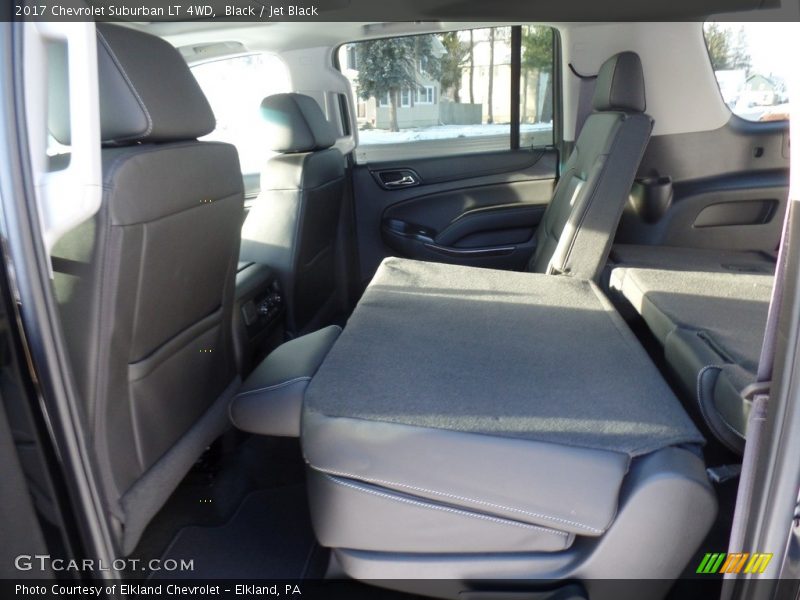 Black / Jet Black 2017 Chevrolet Suburban LT 4WD