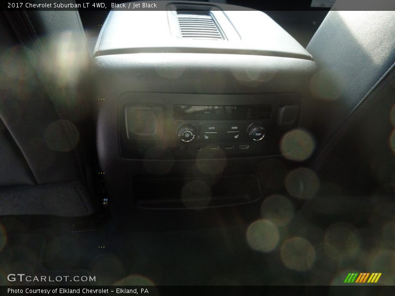 Black / Jet Black 2017 Chevrolet Suburban LT 4WD