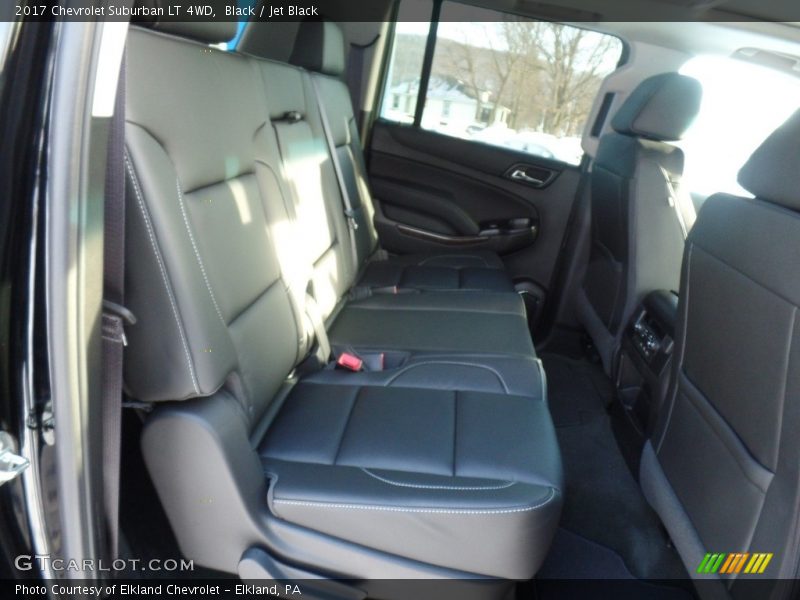 Black / Jet Black 2017 Chevrolet Suburban LT 4WD