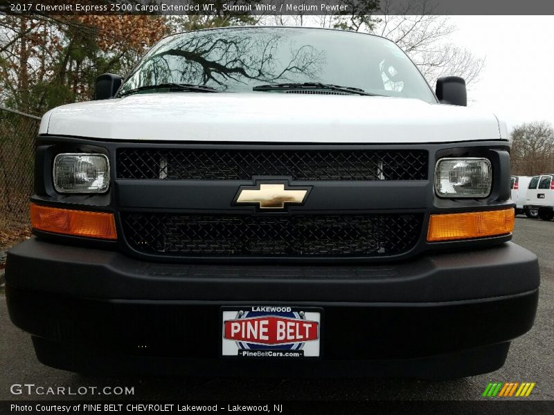 Summit White / Medium Pewter 2017 Chevrolet Express 2500 Cargo Extended WT
