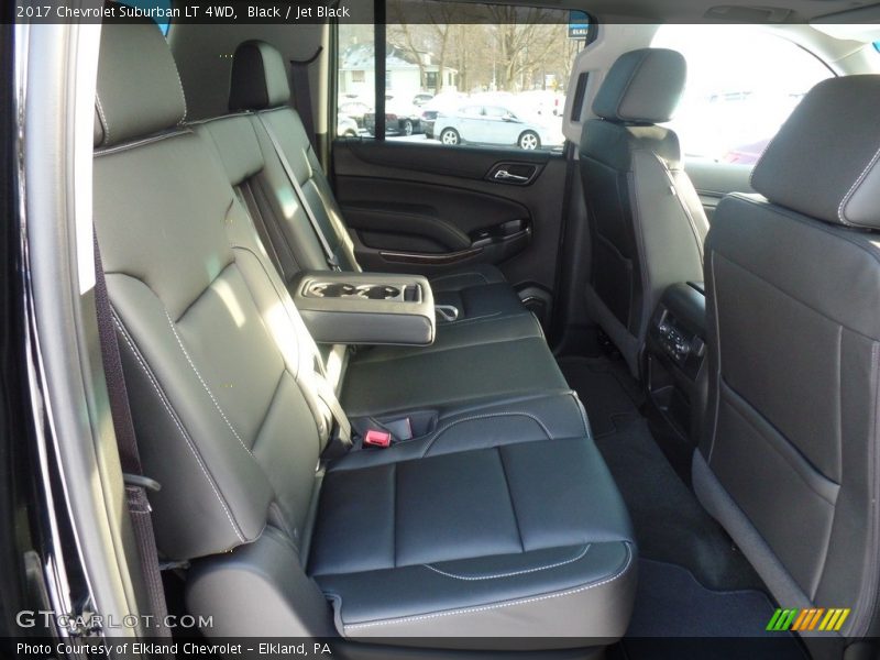 Black / Jet Black 2017 Chevrolet Suburban LT 4WD