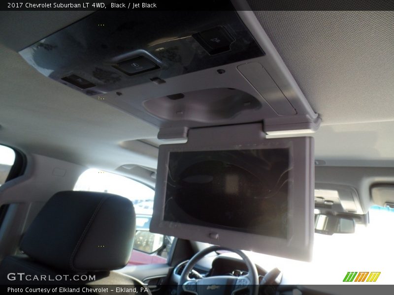 Black / Jet Black 2017 Chevrolet Suburban LT 4WD