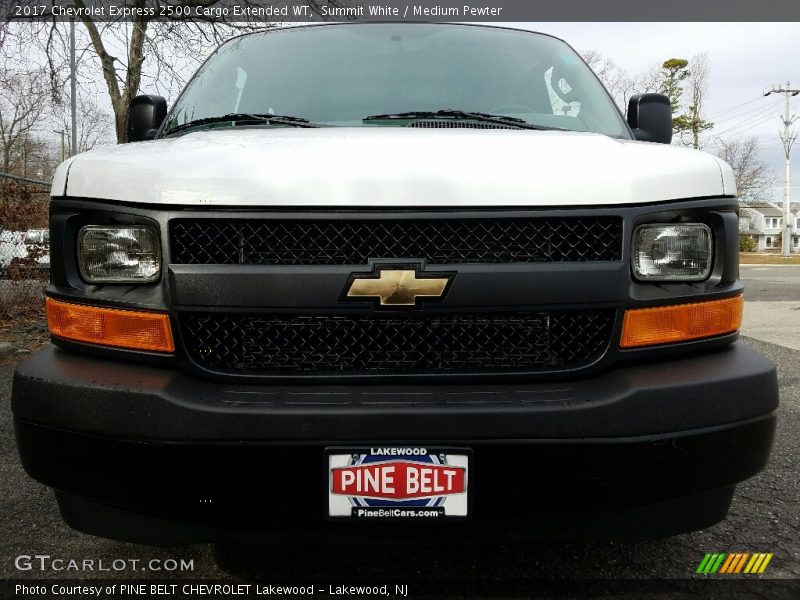 Summit White / Medium Pewter 2017 Chevrolet Express 2500 Cargo Extended WT