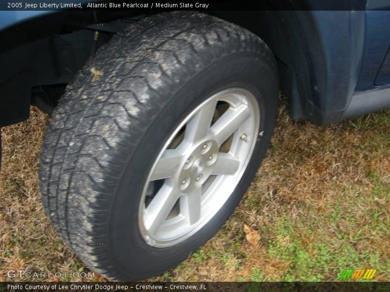 Atlantic Blue Pearlcoat / Medium Slate Gray 2005 Jeep Liberty Limited
