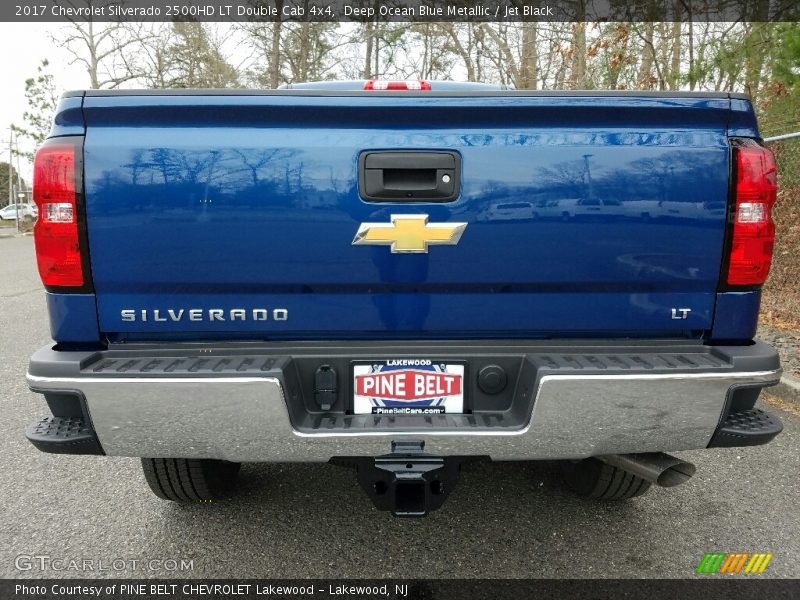 Deep Ocean Blue Metallic / Jet Black 2017 Chevrolet Silverado 2500HD LT Double Cab 4x4