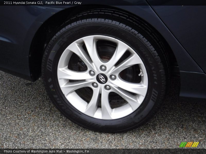 Pacific Blue Pearl / Gray 2011 Hyundai Sonata GLS