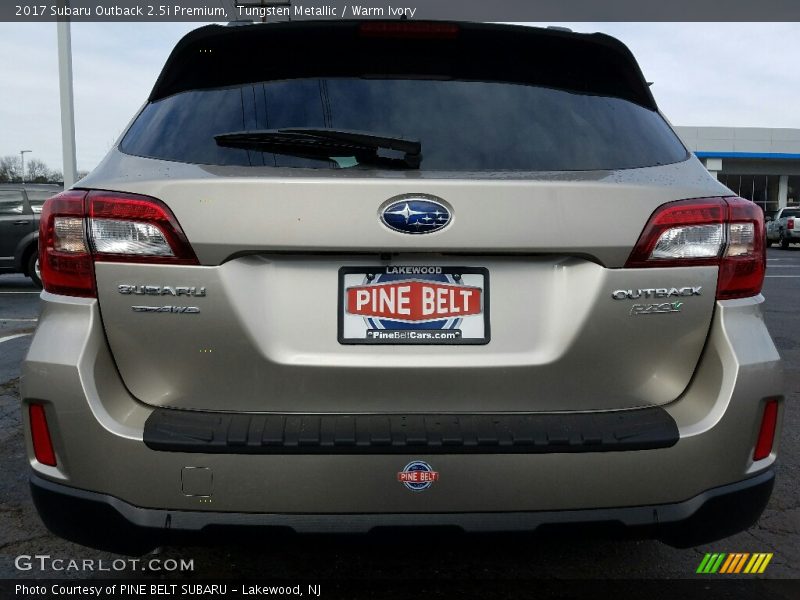 Tungsten Metallic / Warm Ivory 2017 Subaru Outback 2.5i Premium