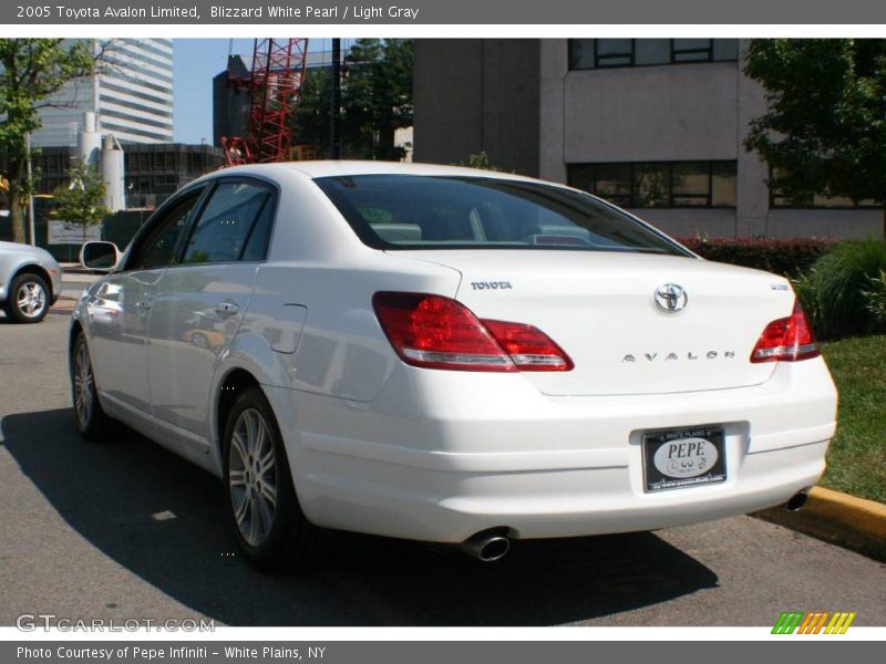 Blizzard White Pearl / Light Gray 2005 Toyota Avalon Limited