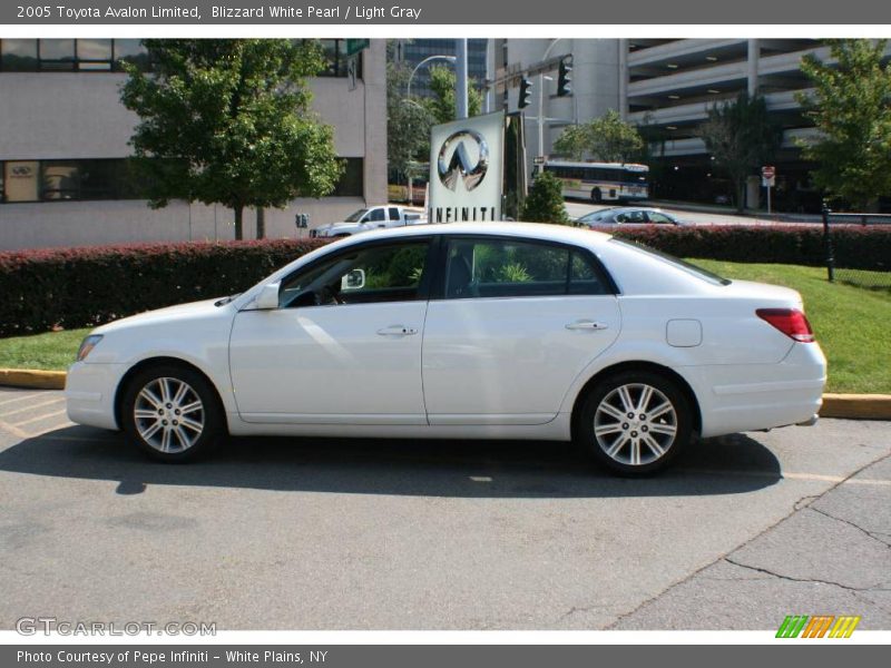 Blizzard White Pearl / Light Gray 2005 Toyota Avalon Limited