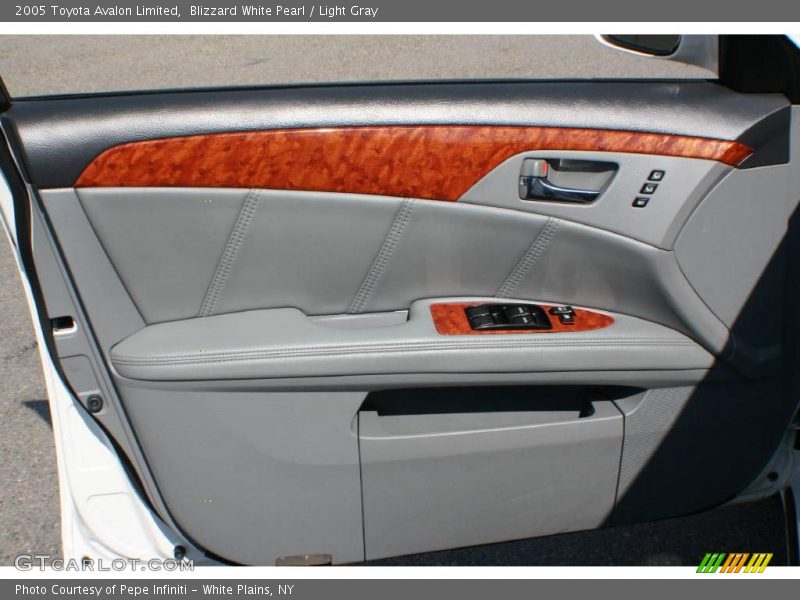 Blizzard White Pearl / Light Gray 2005 Toyota Avalon Limited