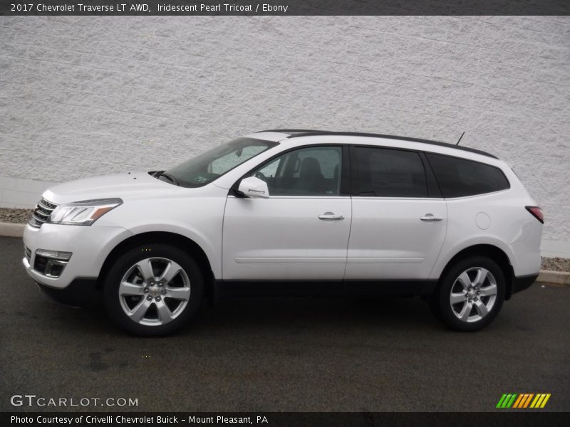 Iridescent Pearl Tricoat / Ebony 2017 Chevrolet Traverse LT AWD