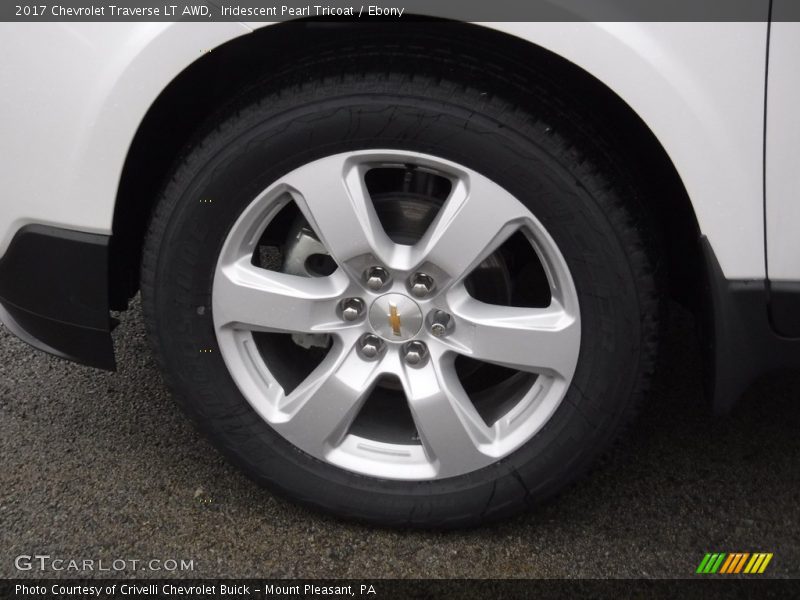 Iridescent Pearl Tricoat / Ebony 2017 Chevrolet Traverse LT AWD