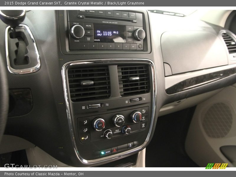 Granite Crystal Metallic / Black/Light Graystone 2015 Dodge Grand Caravan SXT