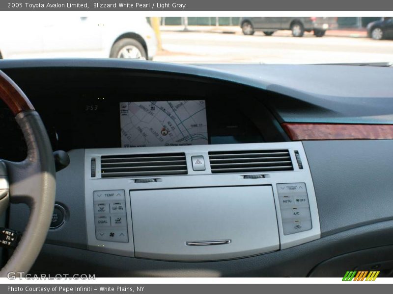 Blizzard White Pearl / Light Gray 2005 Toyota Avalon Limited