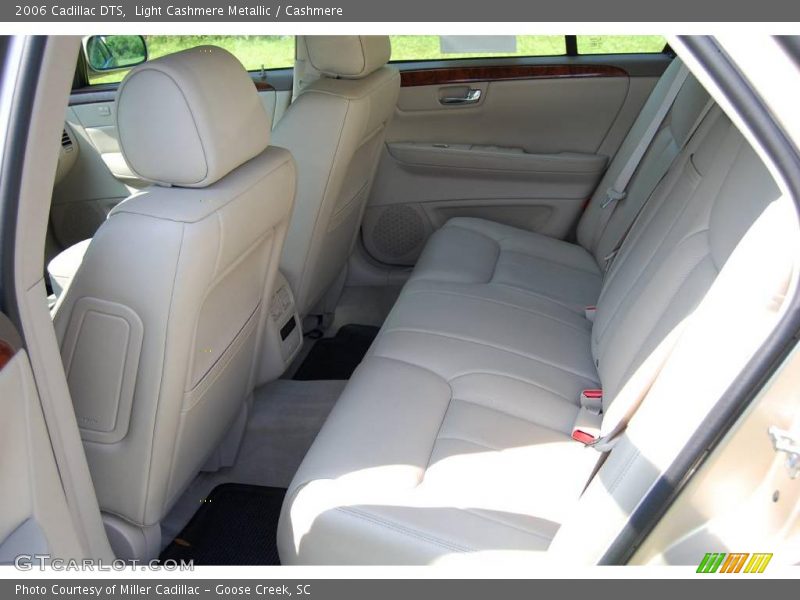 Light Cashmere Metallic / Cashmere 2006 Cadillac DTS