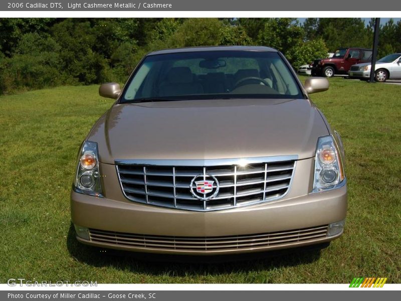Light Cashmere Metallic / Cashmere 2006 Cadillac DTS