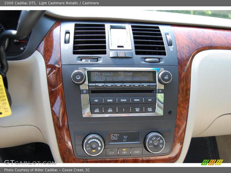 Light Cashmere Metallic / Cashmere 2006 Cadillac DTS