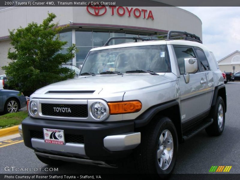 Titanium Metallic / Dark Charcoal 2007 Toyota FJ Cruiser 4WD