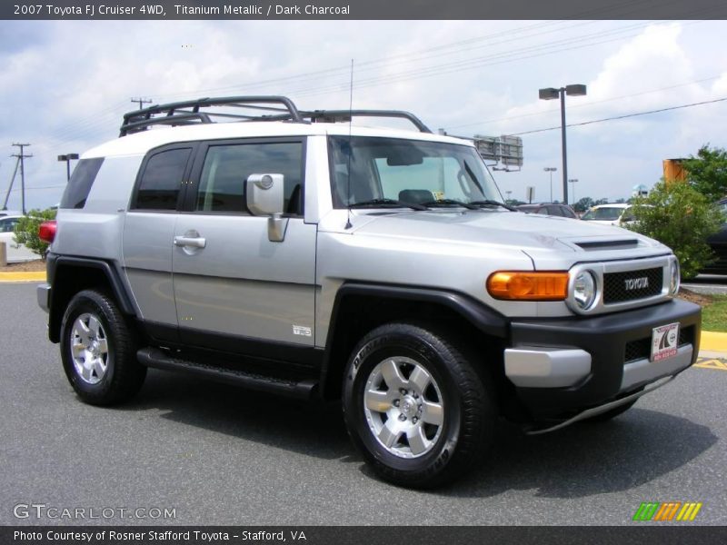 Titanium Metallic / Dark Charcoal 2007 Toyota FJ Cruiser 4WD