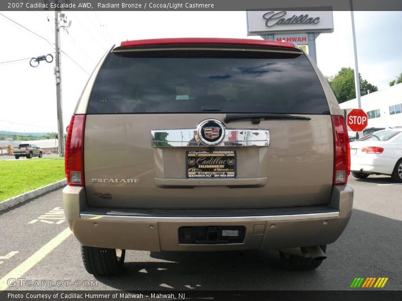 Radiant Bronze / Cocoa/Light Cashmere 2007 Cadillac Escalade AWD