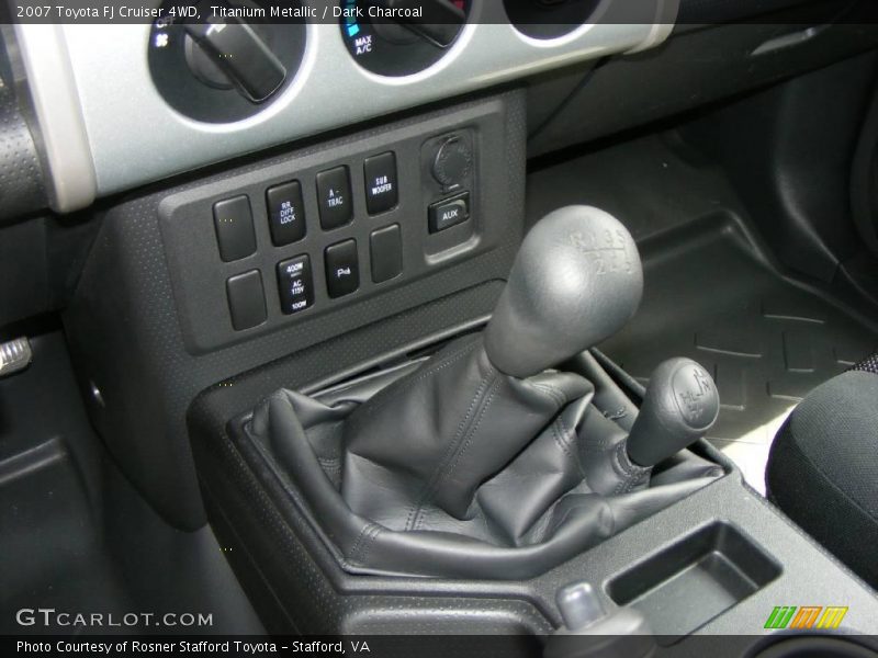 Titanium Metallic / Dark Charcoal 2007 Toyota FJ Cruiser 4WD