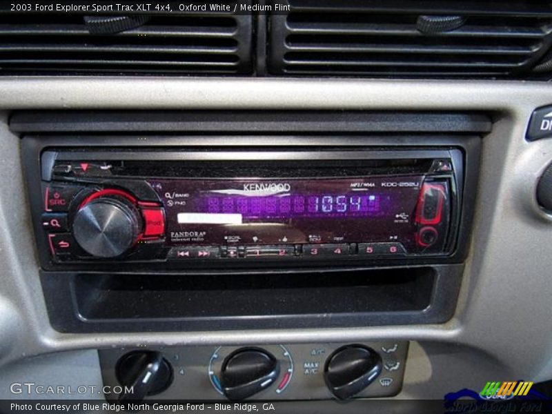 Oxford White / Medium Flint 2003 Ford Explorer Sport Trac XLT 4x4