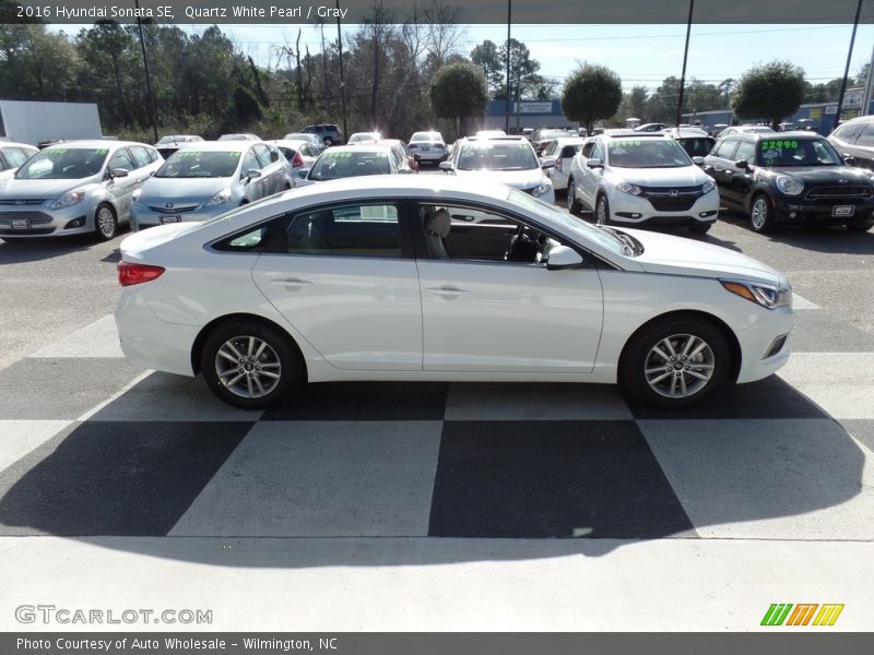 Quartz White Pearl / Gray 2016 Hyundai Sonata SE