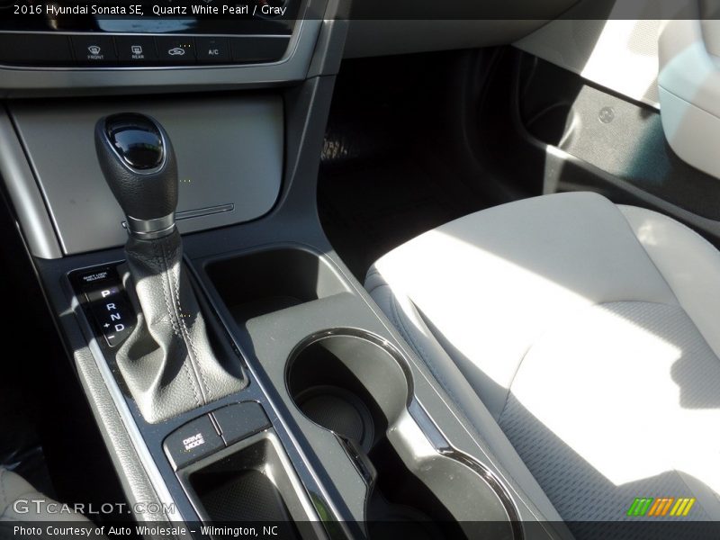 Quartz White Pearl / Gray 2016 Hyundai Sonata SE