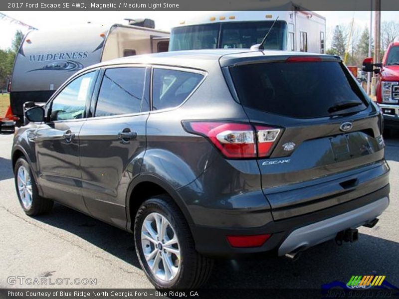 Magnetic / Medium Light Stone 2017 Ford Escape SE 4WD