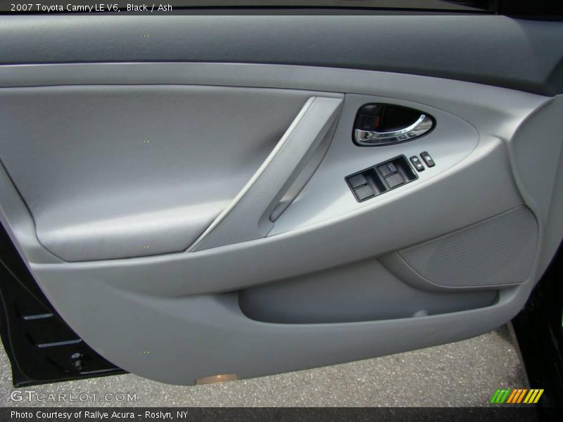 Black / Ash 2007 Toyota Camry LE V6