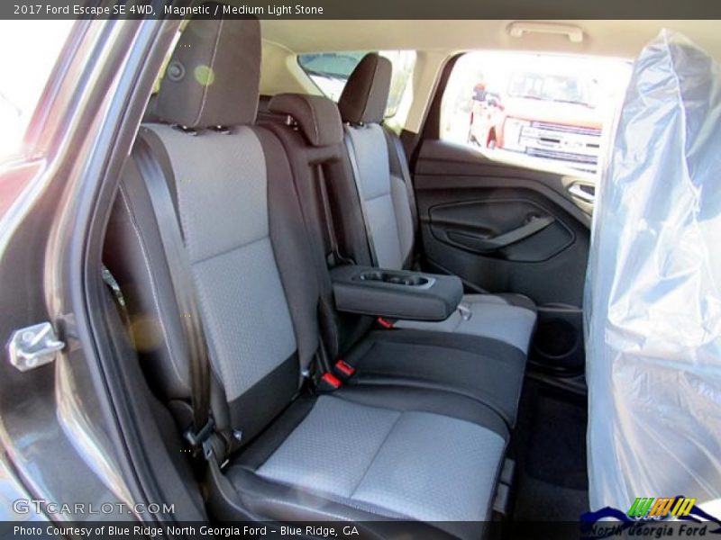 Magnetic / Medium Light Stone 2017 Ford Escape SE 4WD