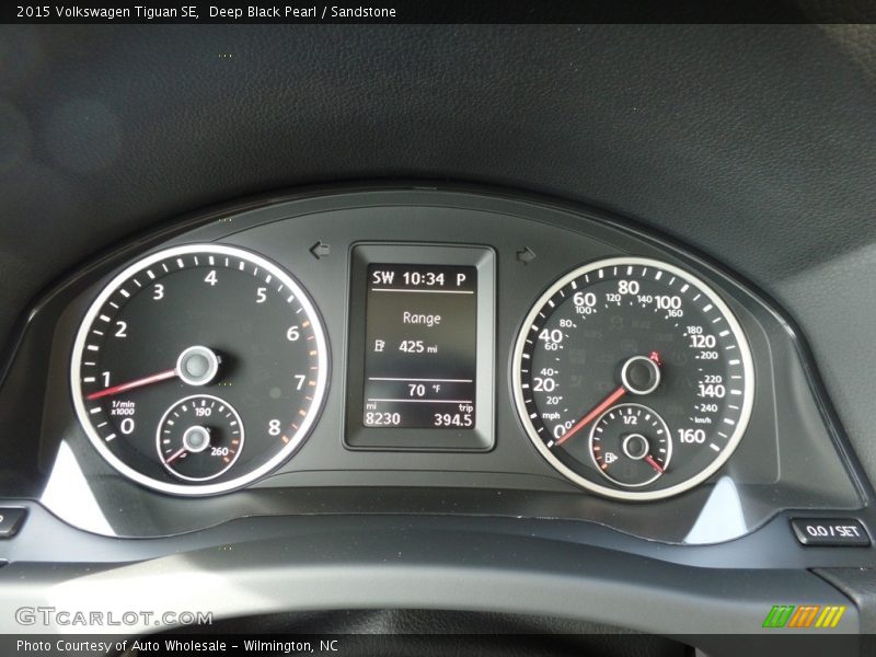 Deep Black Pearl / Sandstone 2015 Volkswagen Tiguan SE